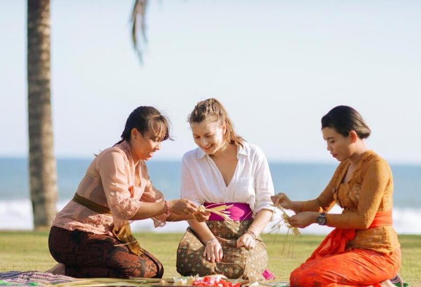 Отель Amarta Beach Retreat By Nakula