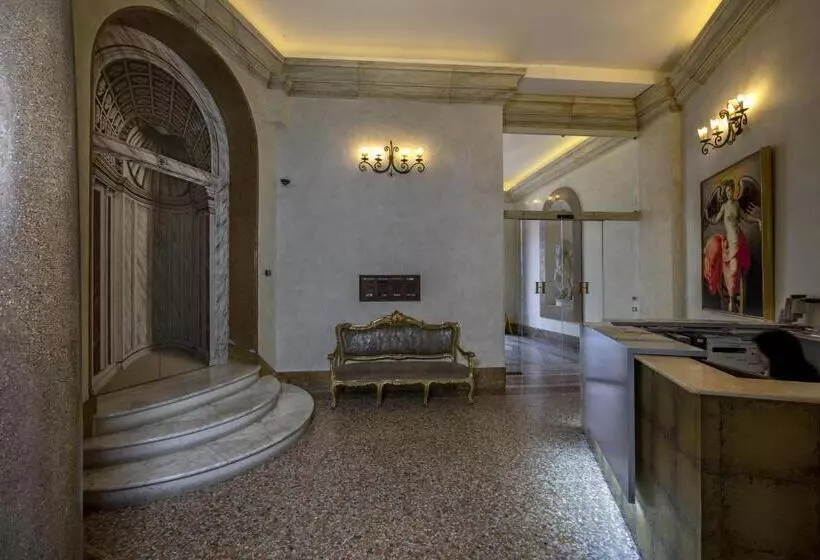 هتل Antica Dimora Delle Cinque Lune