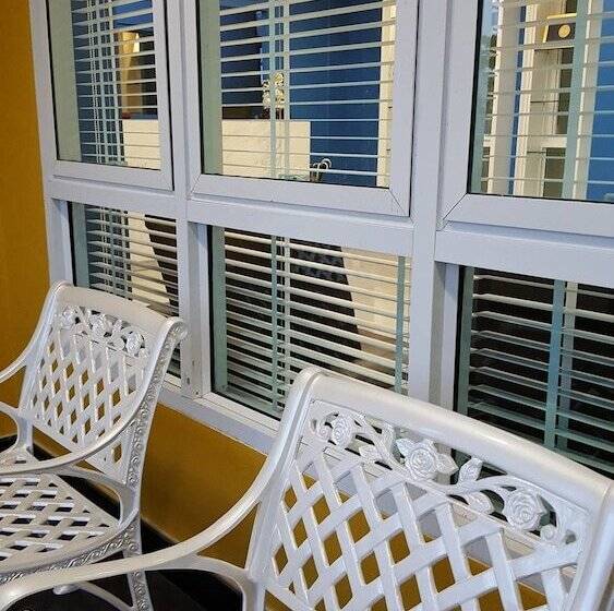 בית מלון כפרי Garden Hill