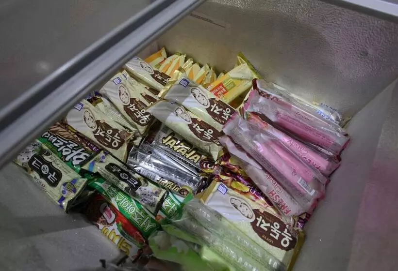 בית מלון כפרי Goyang Page