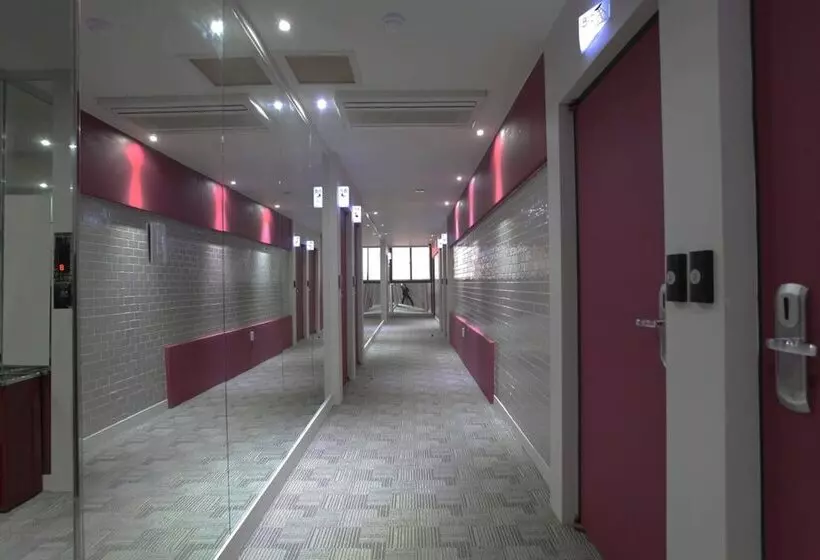 בית מלון כפרי Goyang Page