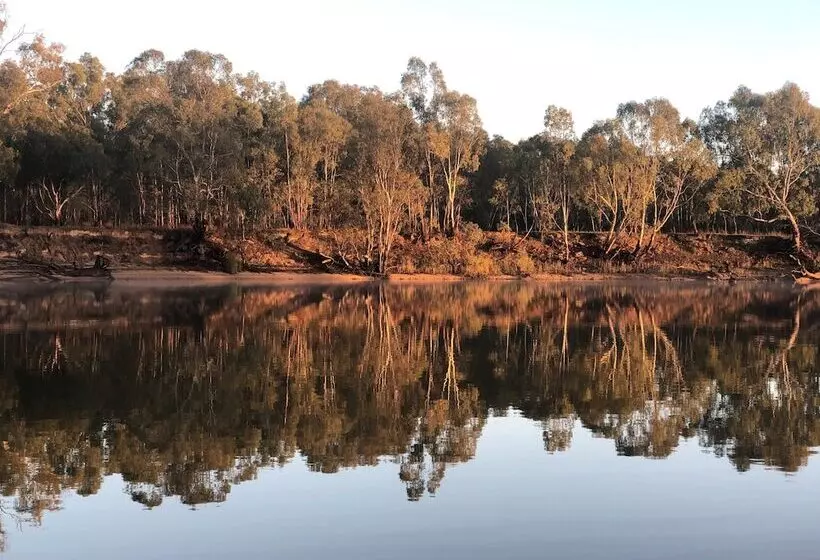 בית מלון כפרי Ingenia Holidays Murray Bend