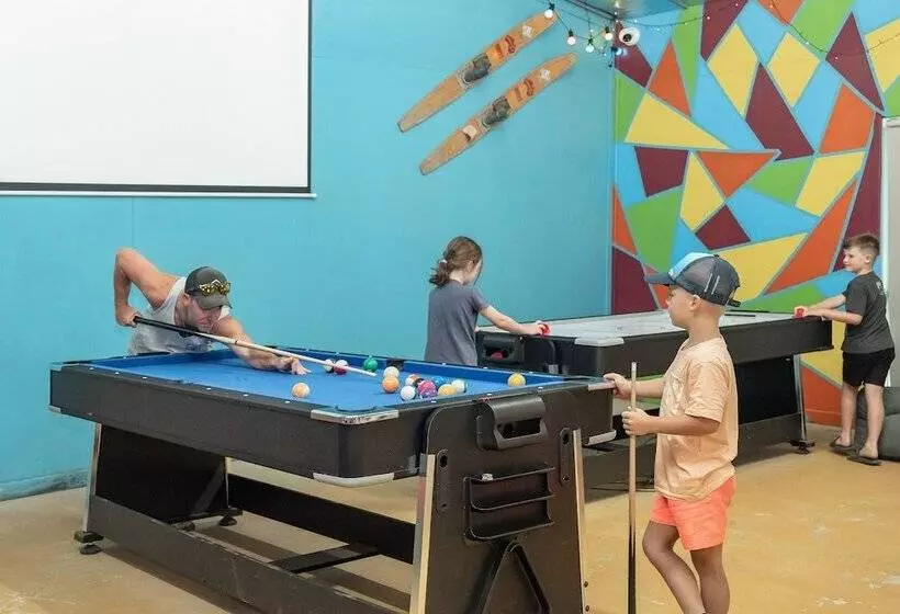 בית מלון כפרי Ingenia Holidays Murray Bend