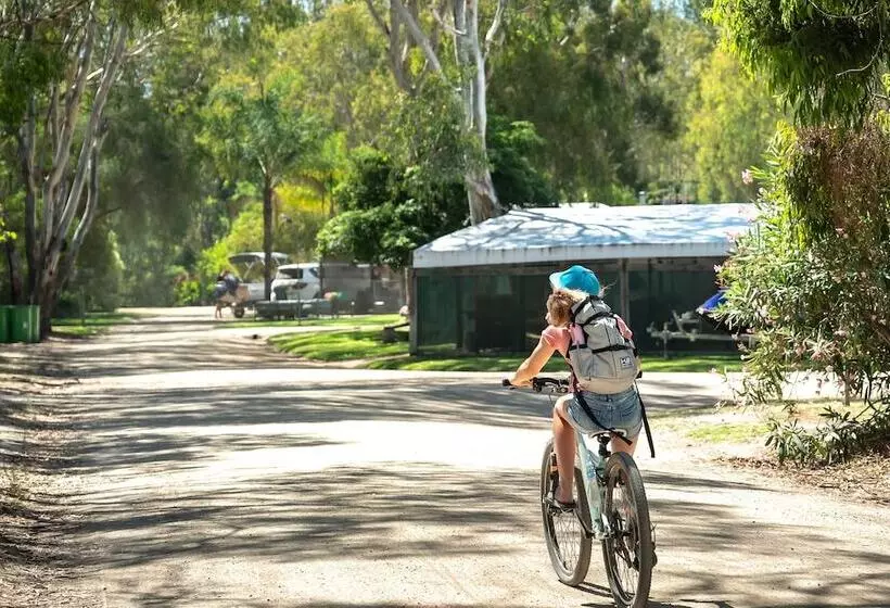 בית מלון כפרי Ingenia Holidays Murray Bend