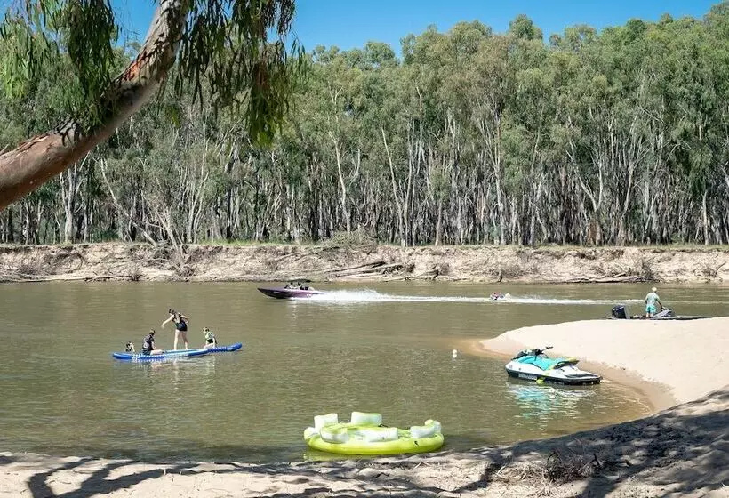 בית מלון כפרי Ingenia Holidays Murray Bend