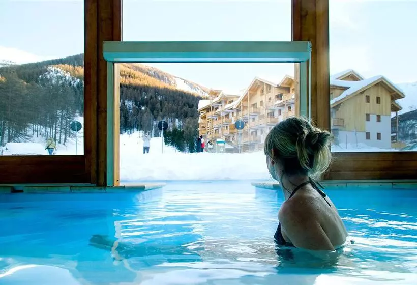 ホテル La Foret D'or