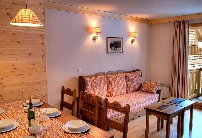 ホテル La Foret D'or