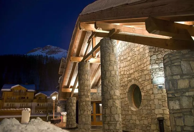 ホテル La Foret D'or