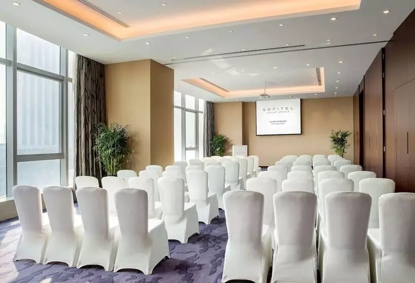 Отель Sofitel Lianyungang Suning