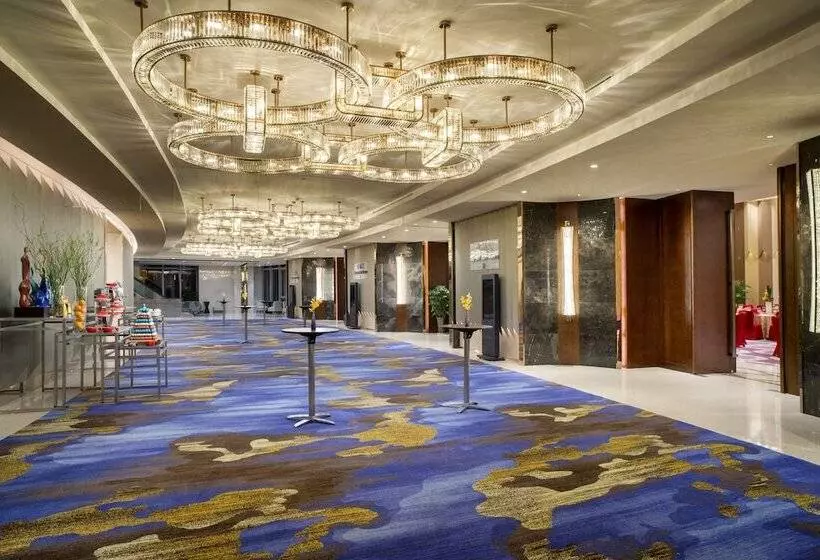 Отель Sofitel Lianyungang Suning