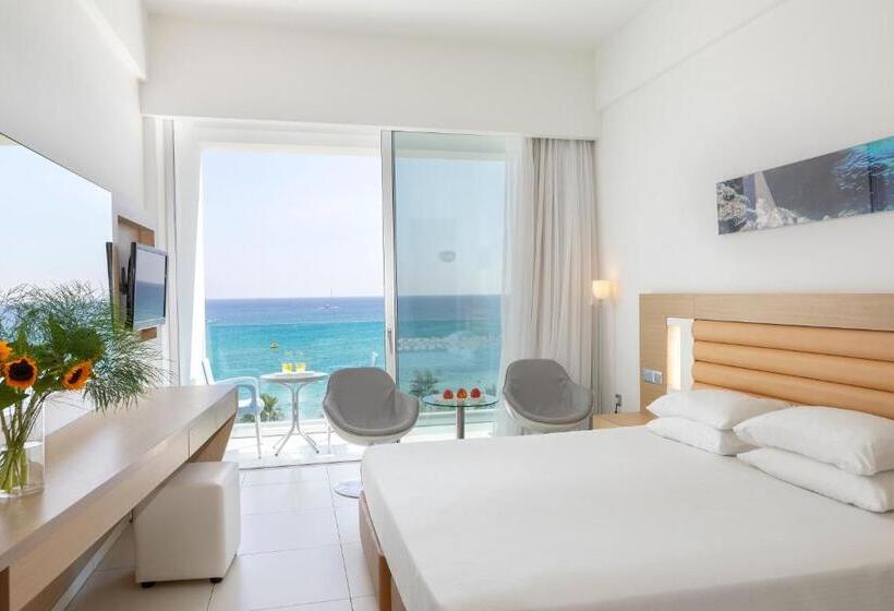 בית מלון כפרי Vrissaki Beach