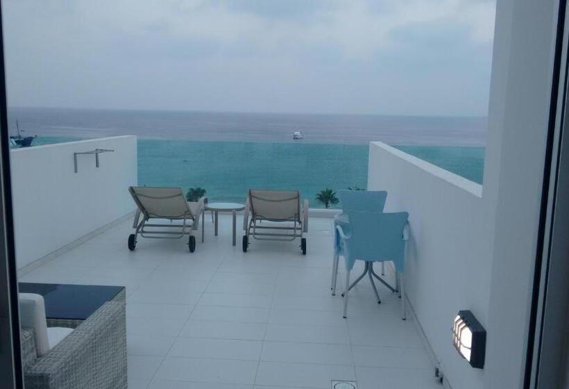 בית מלון כפרי Vrissaki Beach