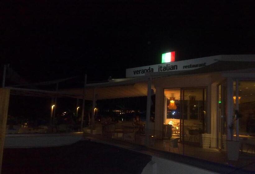 בית מלון כפרי Vrissaki Beach