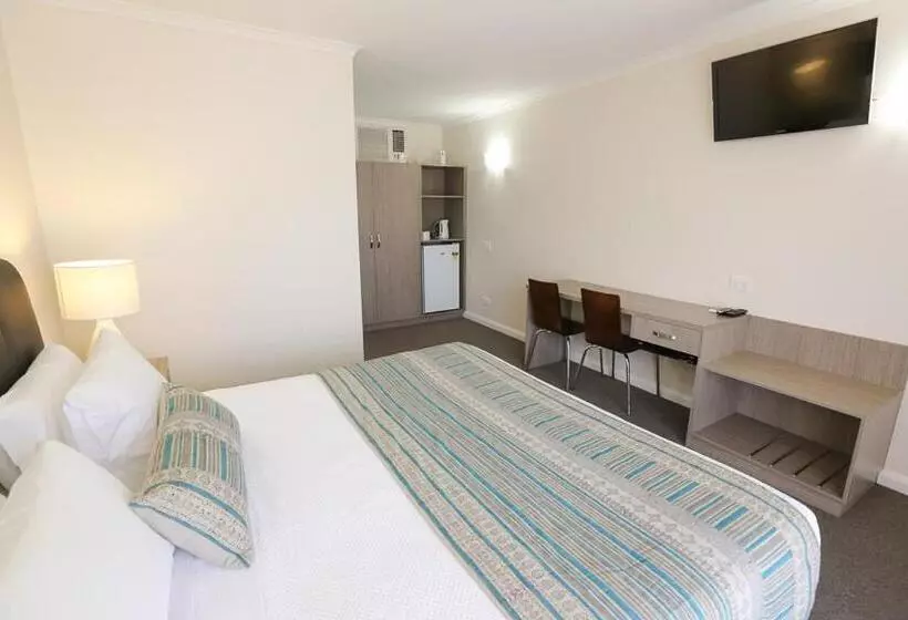 فندق على الطريق Seven Pines Motor Inn