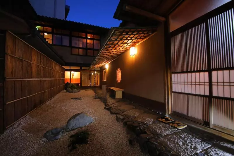 Ryokan Dougoya