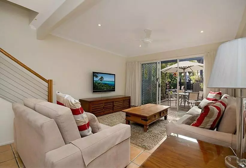 Skippers Cove Waterfront Resort