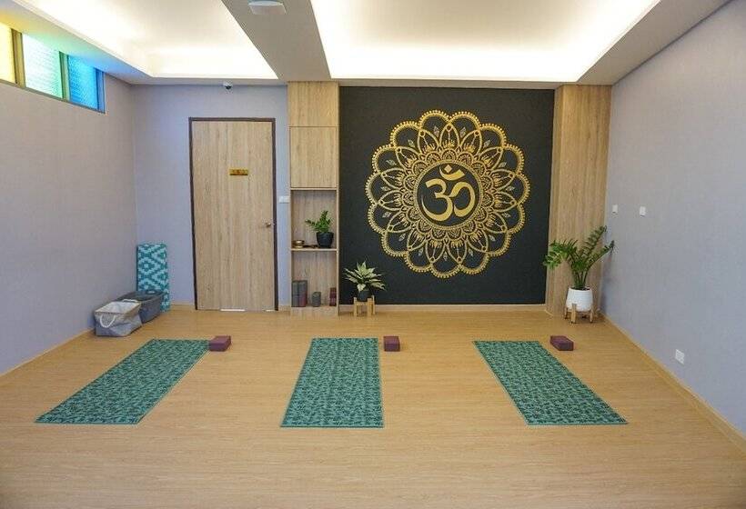 The Blue Hotel   Sha Plus