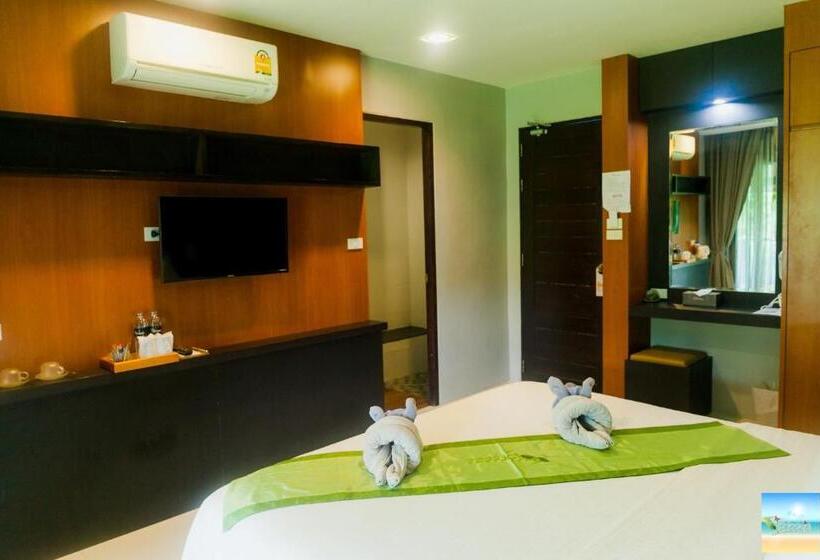 The Breeze Lipe Resort