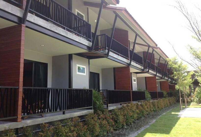 The Breeze Lipe Resort