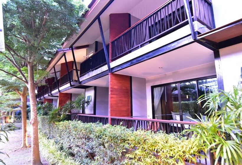 The Breeze Lipe Resort