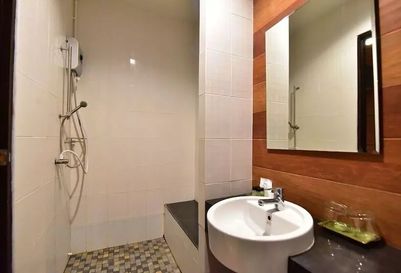 The Breeze Lipe Resort