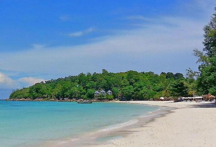 The Breeze Lipe Resort