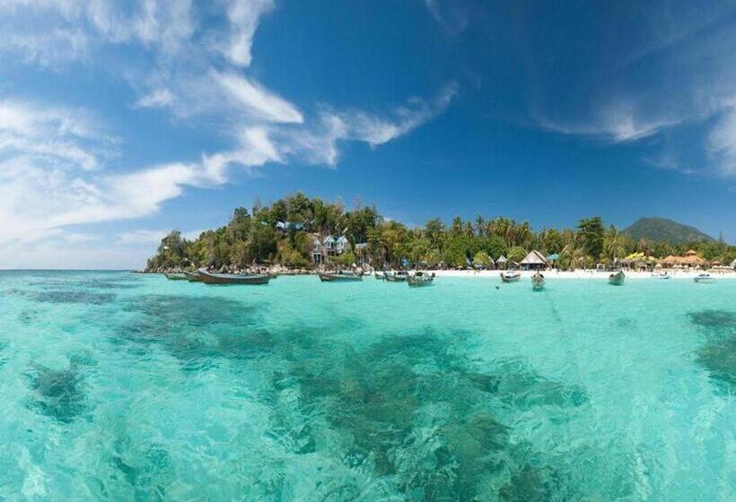 The Breeze Lipe Resort