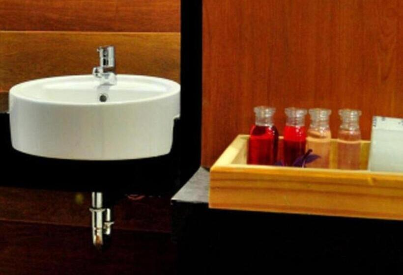 The Breeze Lipe Resort