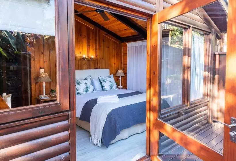 Under Milkwood Resort