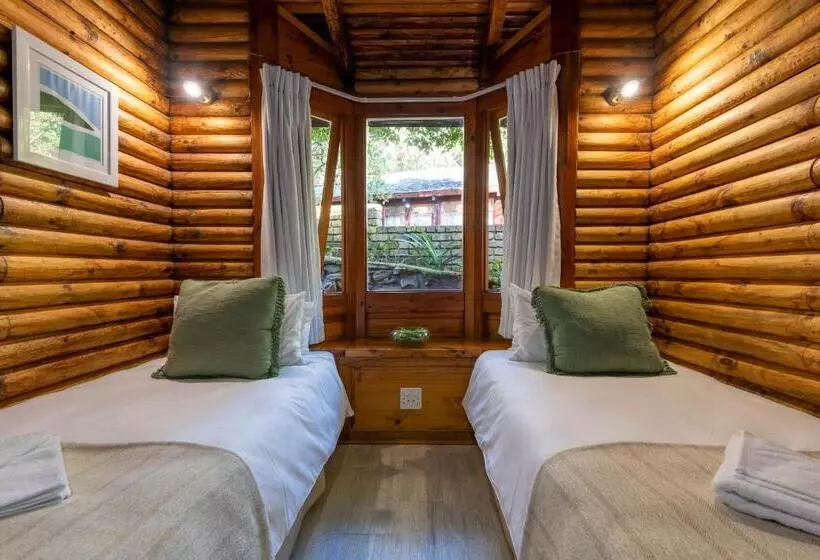 Under Milkwood Resort