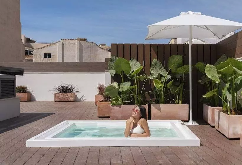 Coeo Apart Hotel Fresca