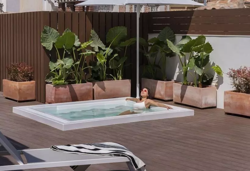 Coeo Apart Hotel Fresca