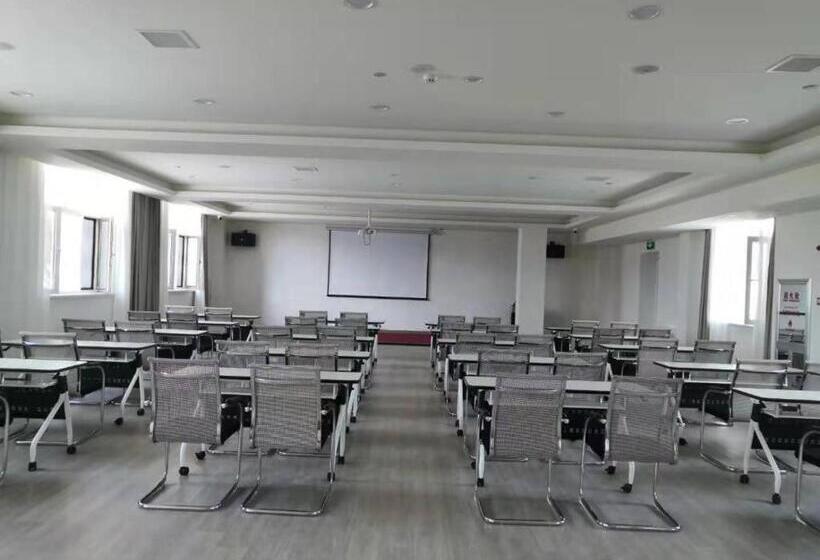 Hanting Hotel Changchun Jilin Road