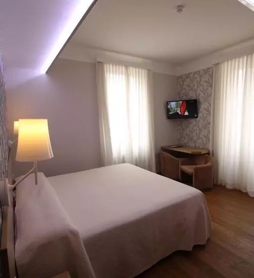 ホテル Metropole Suisse