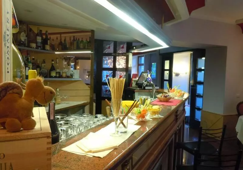 ホテル Metropole Suisse