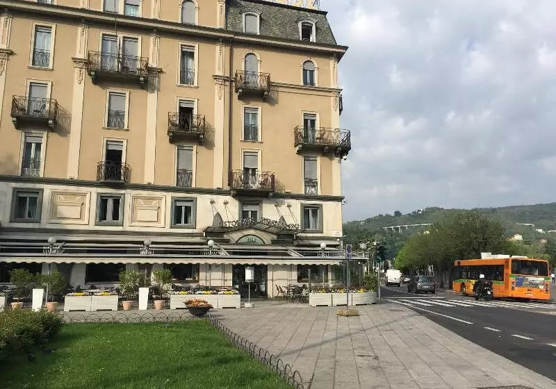 ホテル Metropole Suisse