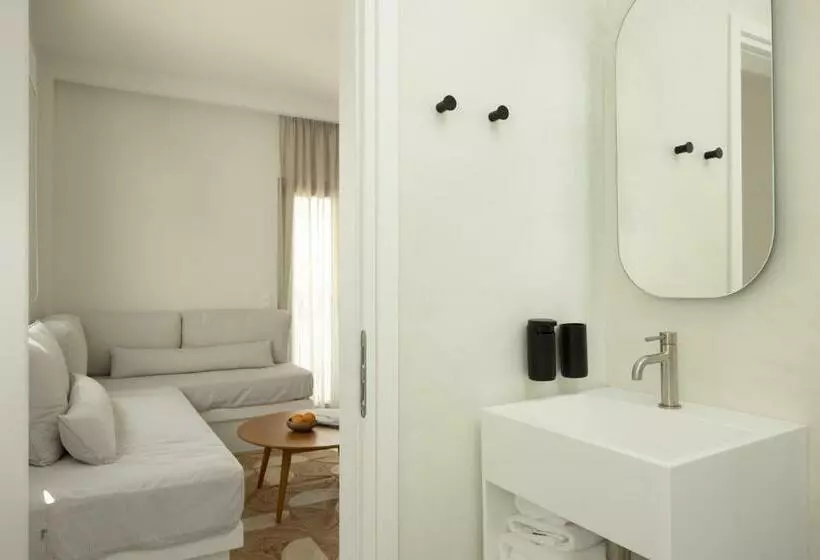 ホテル Nōstos Serifos