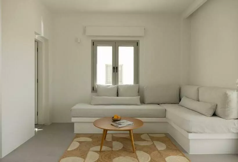 ホテル Nōstos Serifos