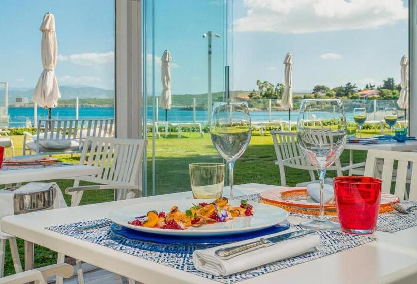 هتل The Pelican Beach Resort & Spa  Adults Only