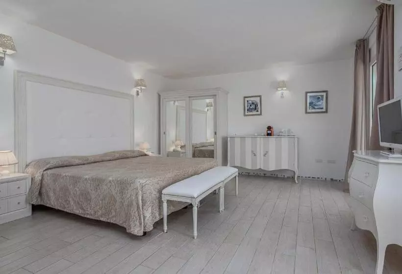 ホテル The Pelican Beach Resort & Spa  Adults Only