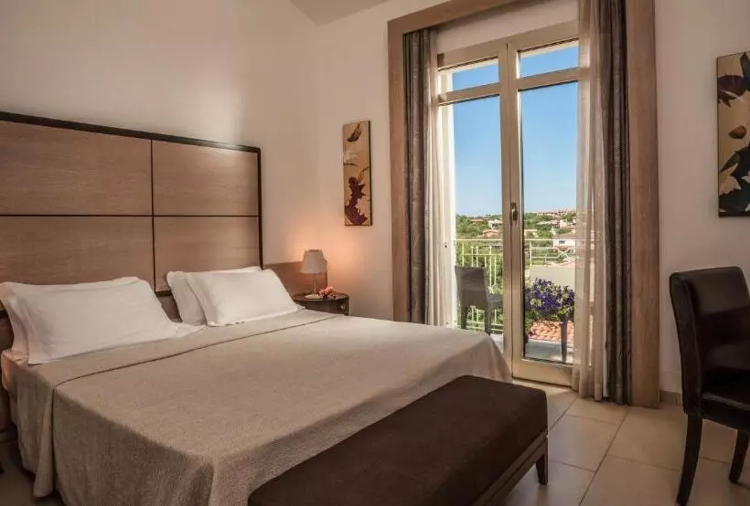 ホテル The Pelican Beach Resort & Spa  Adults Only