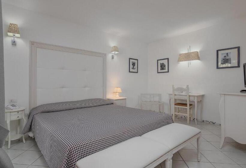 هتل The Pelican Beach Resort & Spa  Adults Only