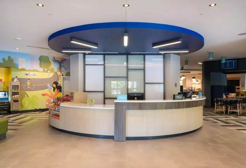 هتل Tru By Hilton Atlanta Airport College Park