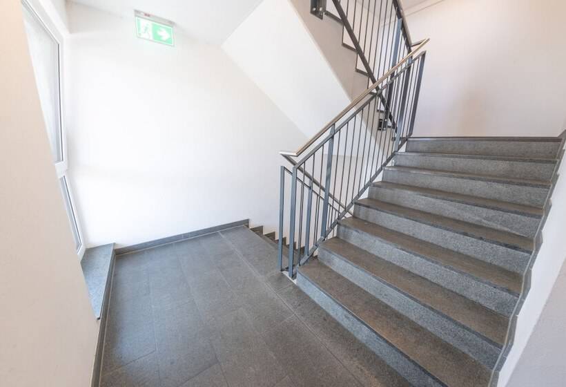 Stäy Apartmenthaus Und Monteurzimmer