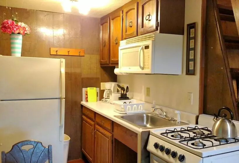 Cozy Nest Cottages