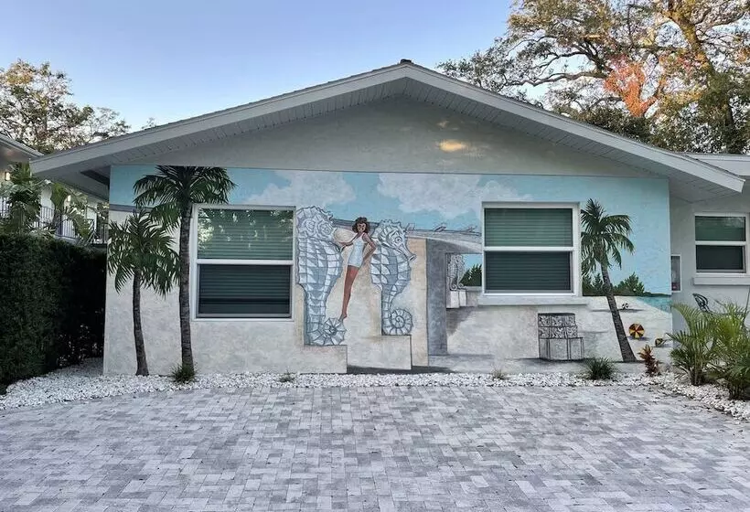 El Tropicale Vacation Rentals