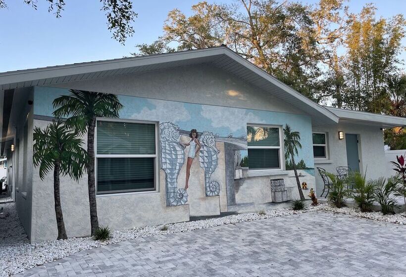 El Tropicale Vacation Rentals