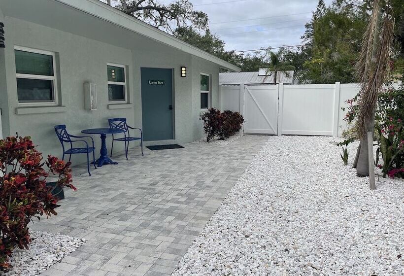 El Tropicale Vacation Rentals