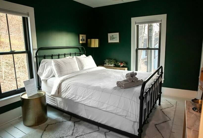 簡易ホテル The Yarra