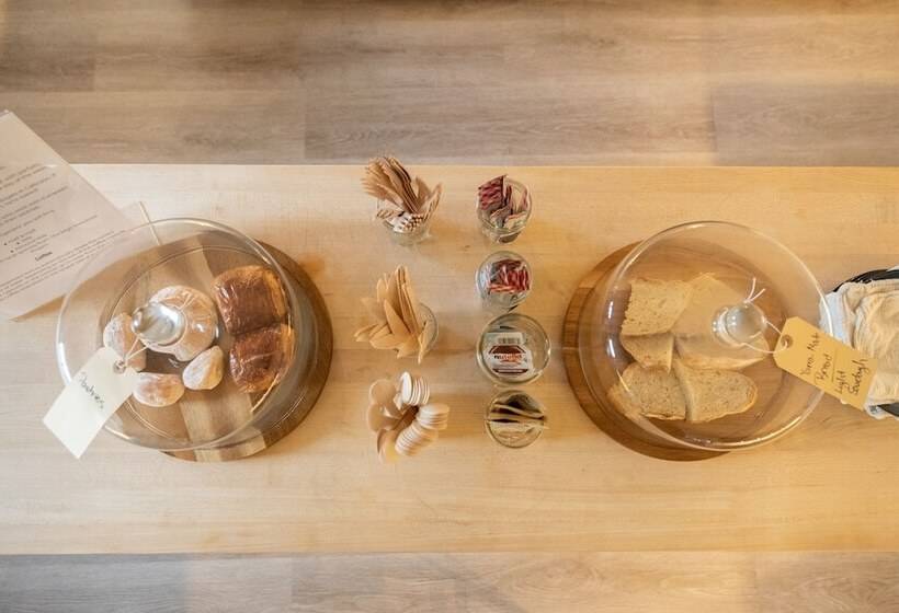 簡易ホテル The Yarra